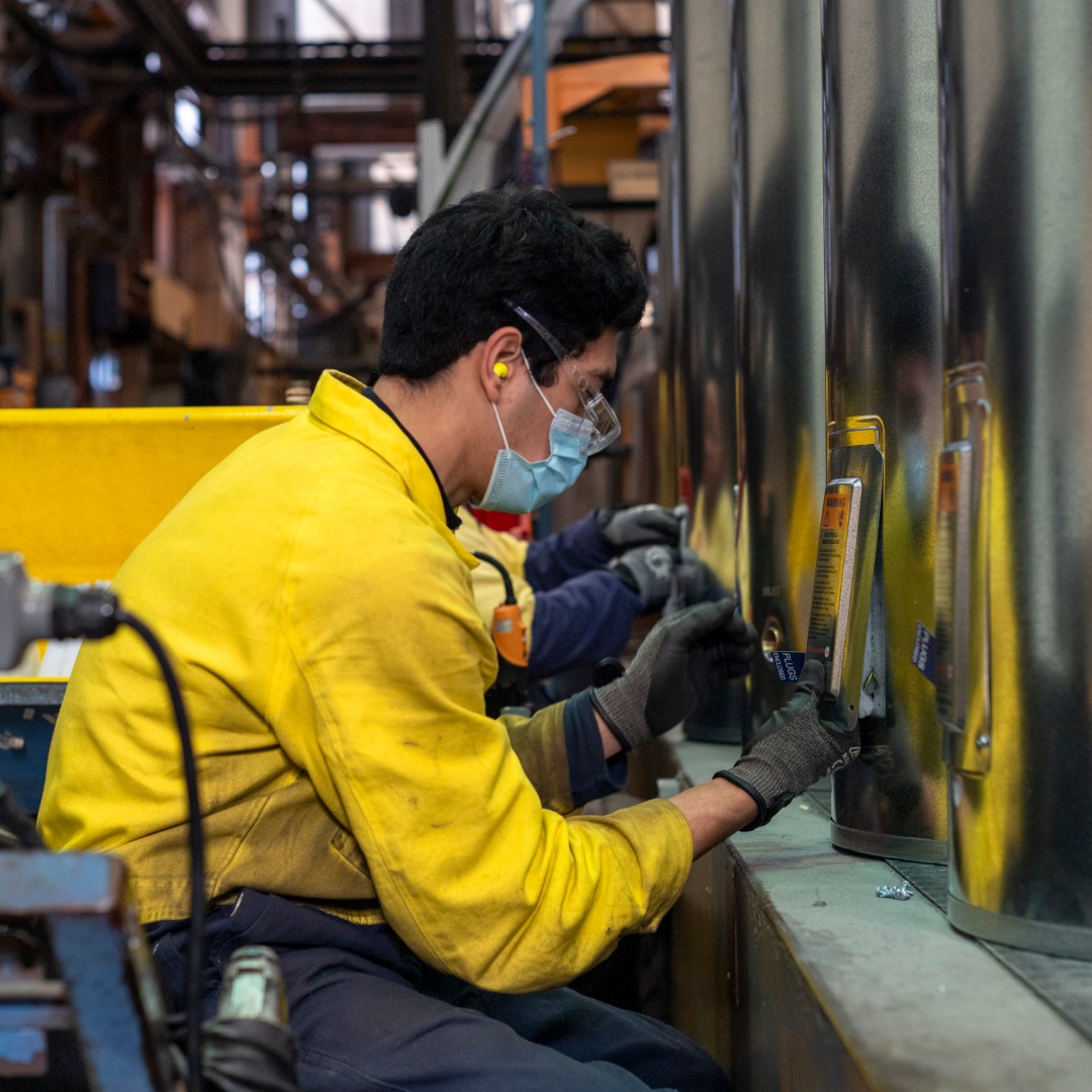 may-bom-nhiet-rheem-200l-split-dong-tach-roi-2